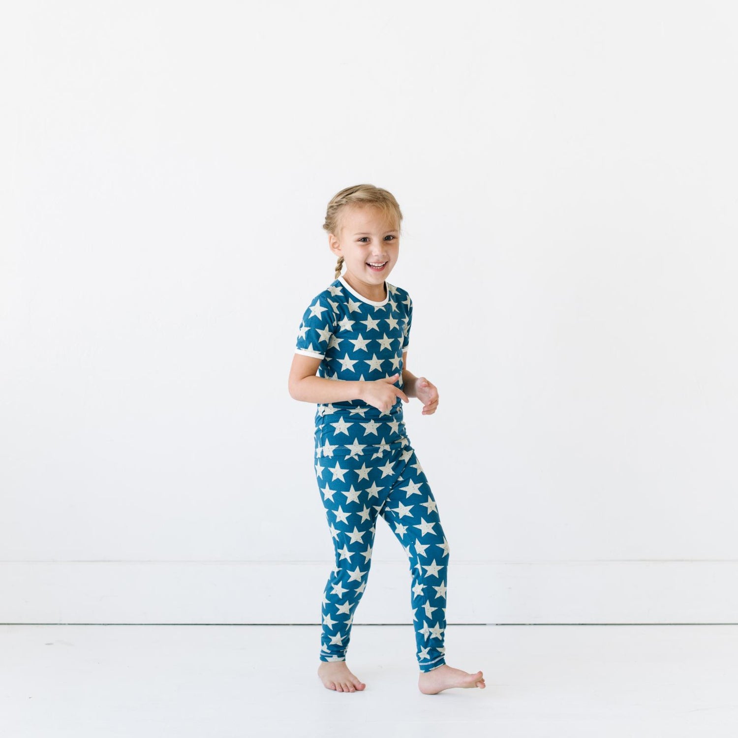 Print Short Sleeve Pajama Set in Vintage Stars