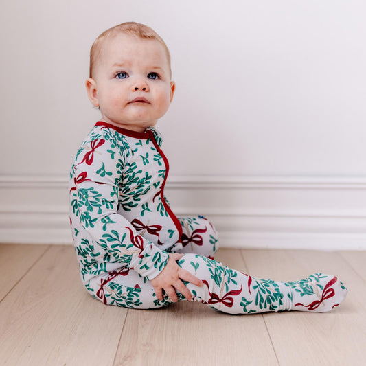 Print Footie with 2 Way Zipper in Illusion Blue Mistletoe & Ribbons (298034)
