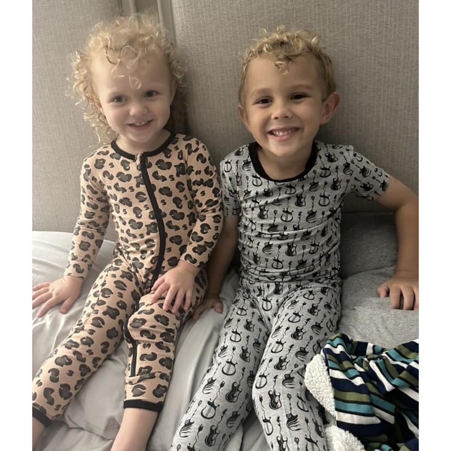 Print Short Sleeve Pajama Set in Heathered Gray Rock and Roll (341048)