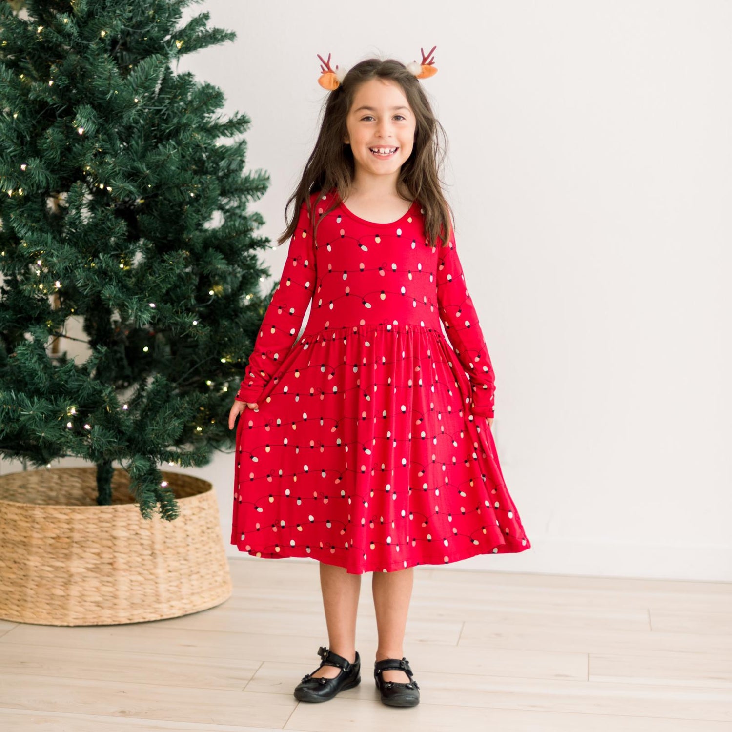 Print Long Sleeve Twirl Dress with Pockets in Crimson Holiday Lights (371571)