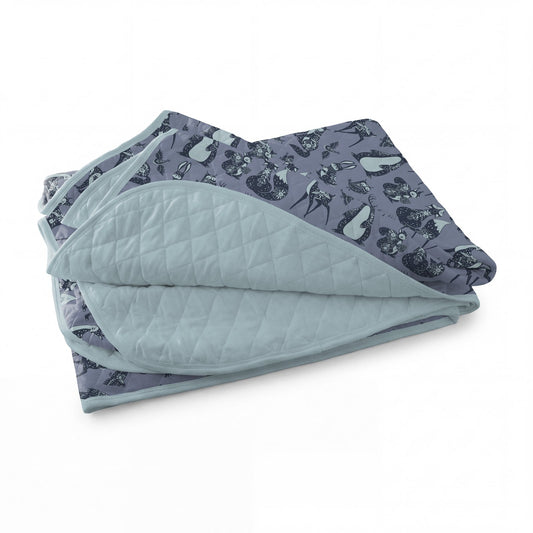 Print Quilted Throw Blanket in Moonlight Scandinavian Animals/Spring Sky (391529)