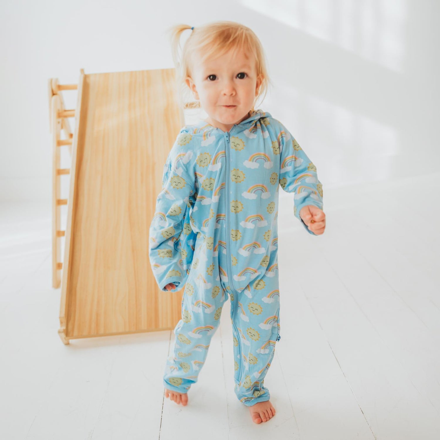 Print Bunny Romper in Sunshine and Rainbows (359345)