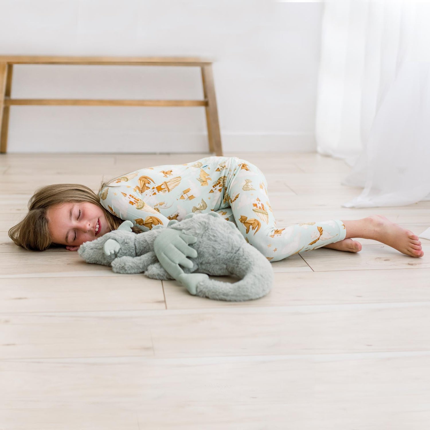 Print Long Sleeve Pajama Set in Aloe Castles and Clouds (373393)