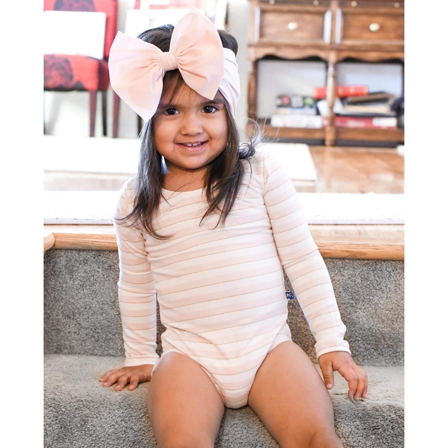 Luxe Head Wrap with Bow in Macaroon (359855)