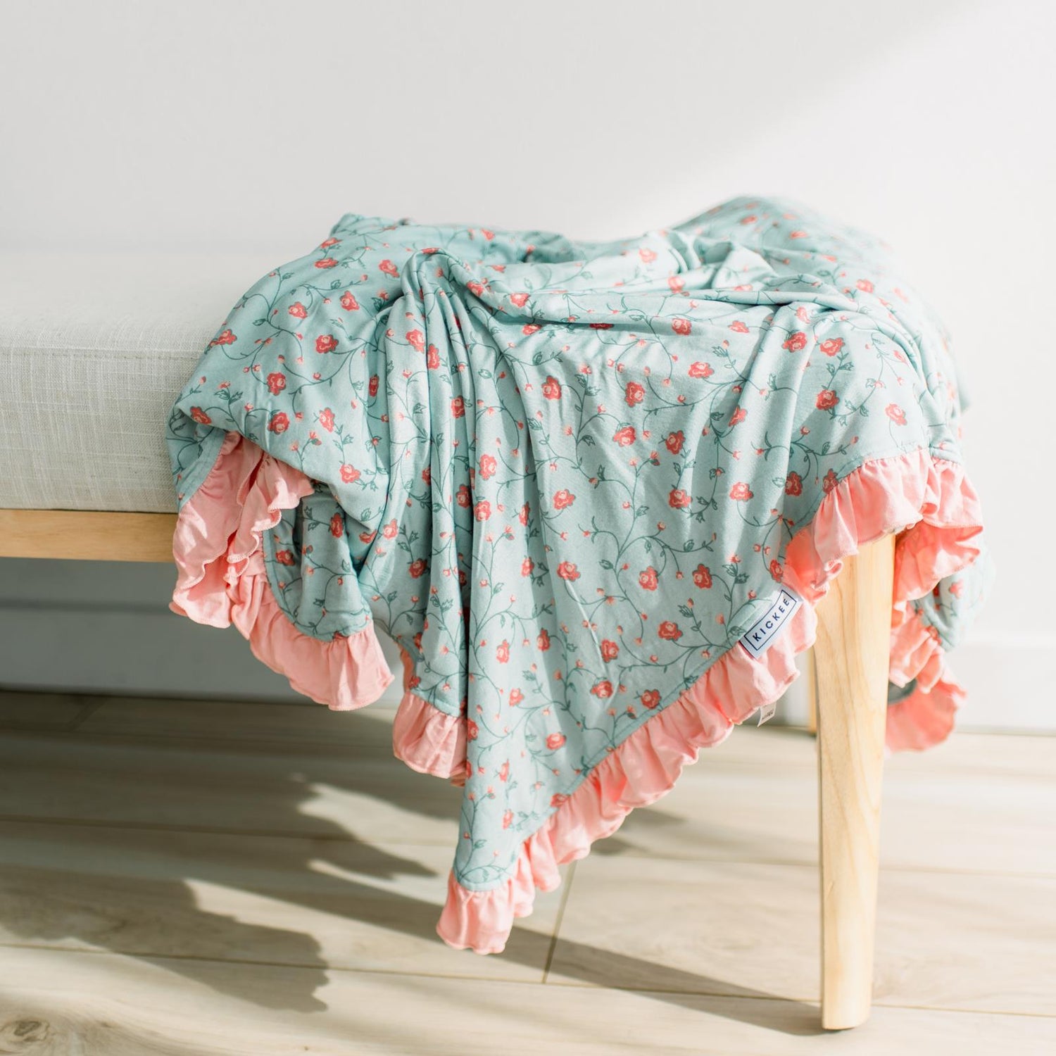 Print Ruffle Toddler Blanket in Spring Sky Floral Vines (370069)