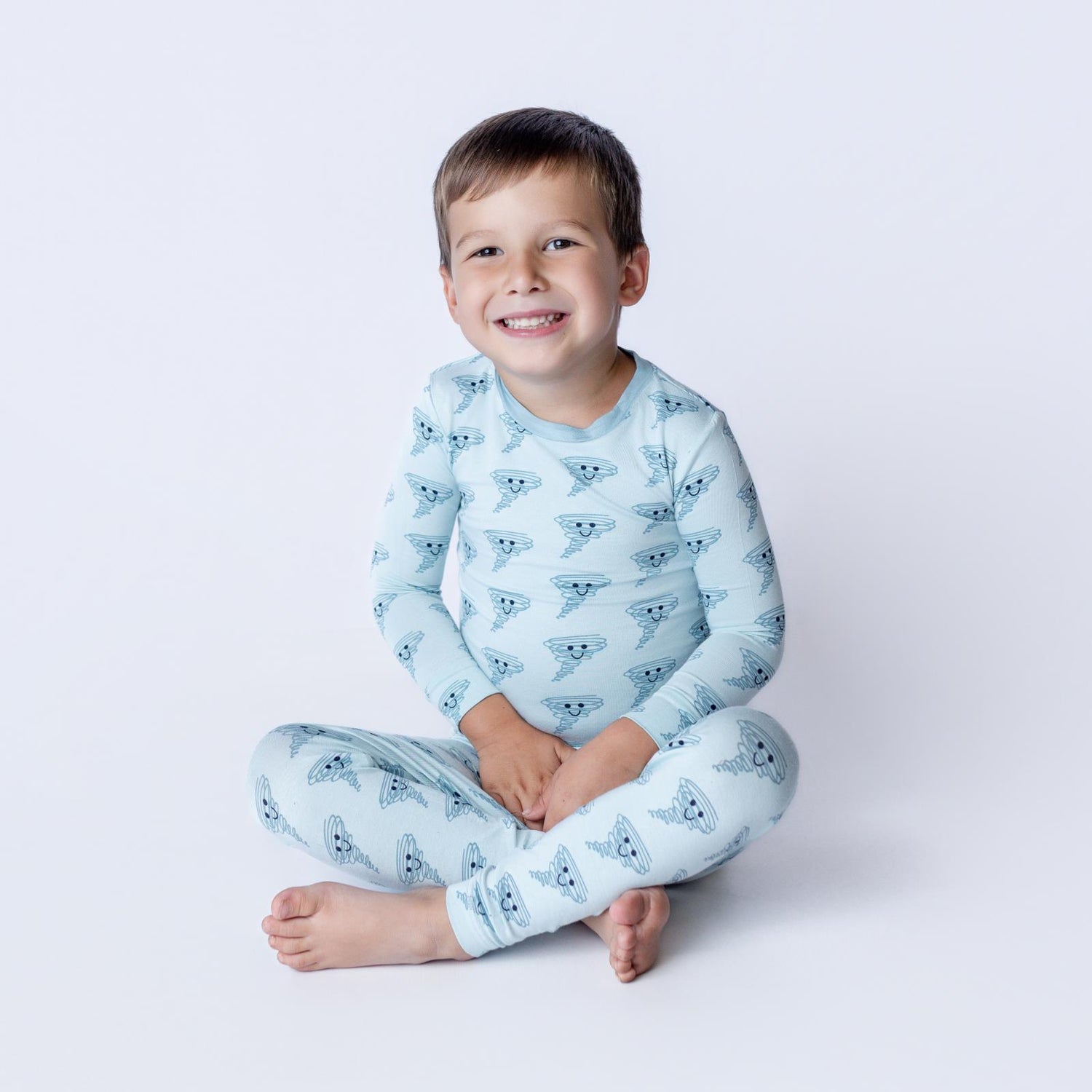Print Long Sleeve Pajama Set in Spring Sky Happy Tornado (364215)