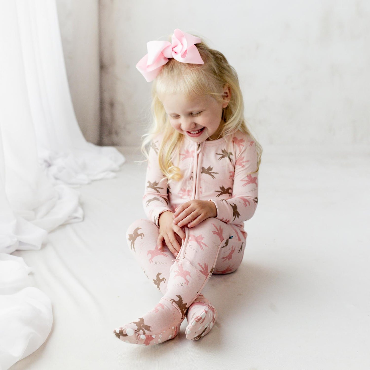 Print Footie with 2 Way Zipper in Baby Rose Pegasus (364252)