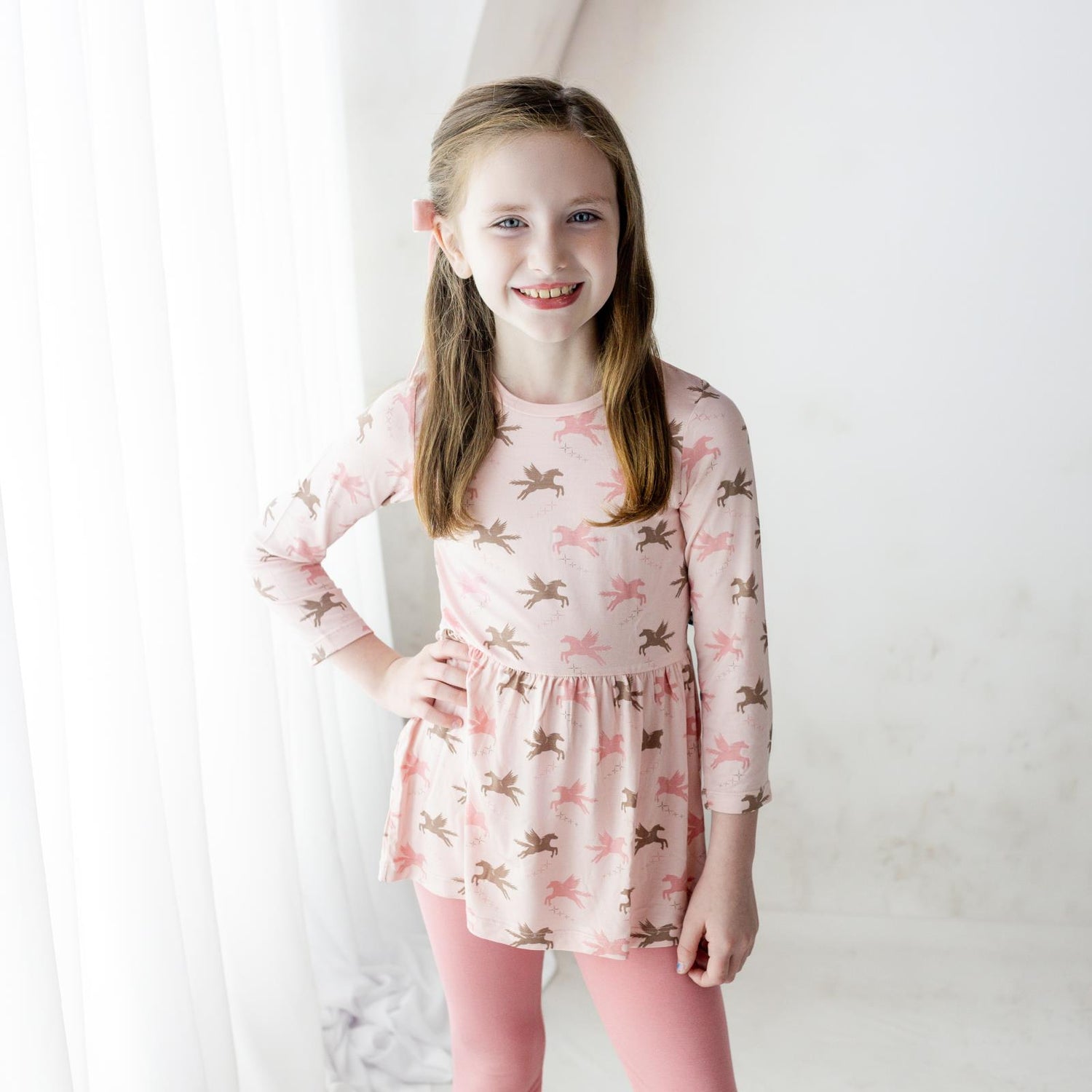 Print Long Sleeve Playtime Outfit Set in Baby Rose Pegasus (364318)