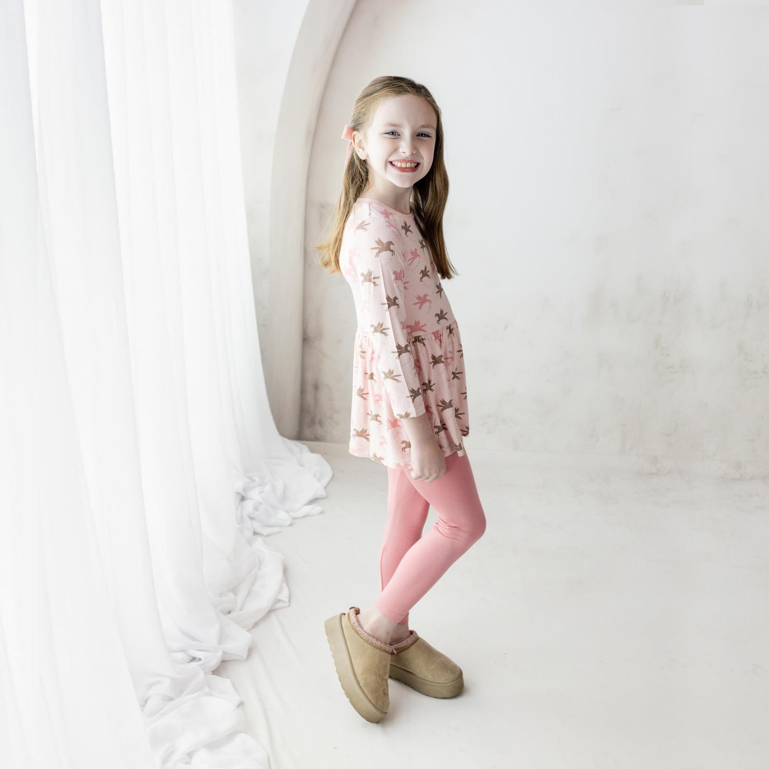 Print Long Sleeve Playtime Outfit Set in Baby Rose Pegasus (364326)