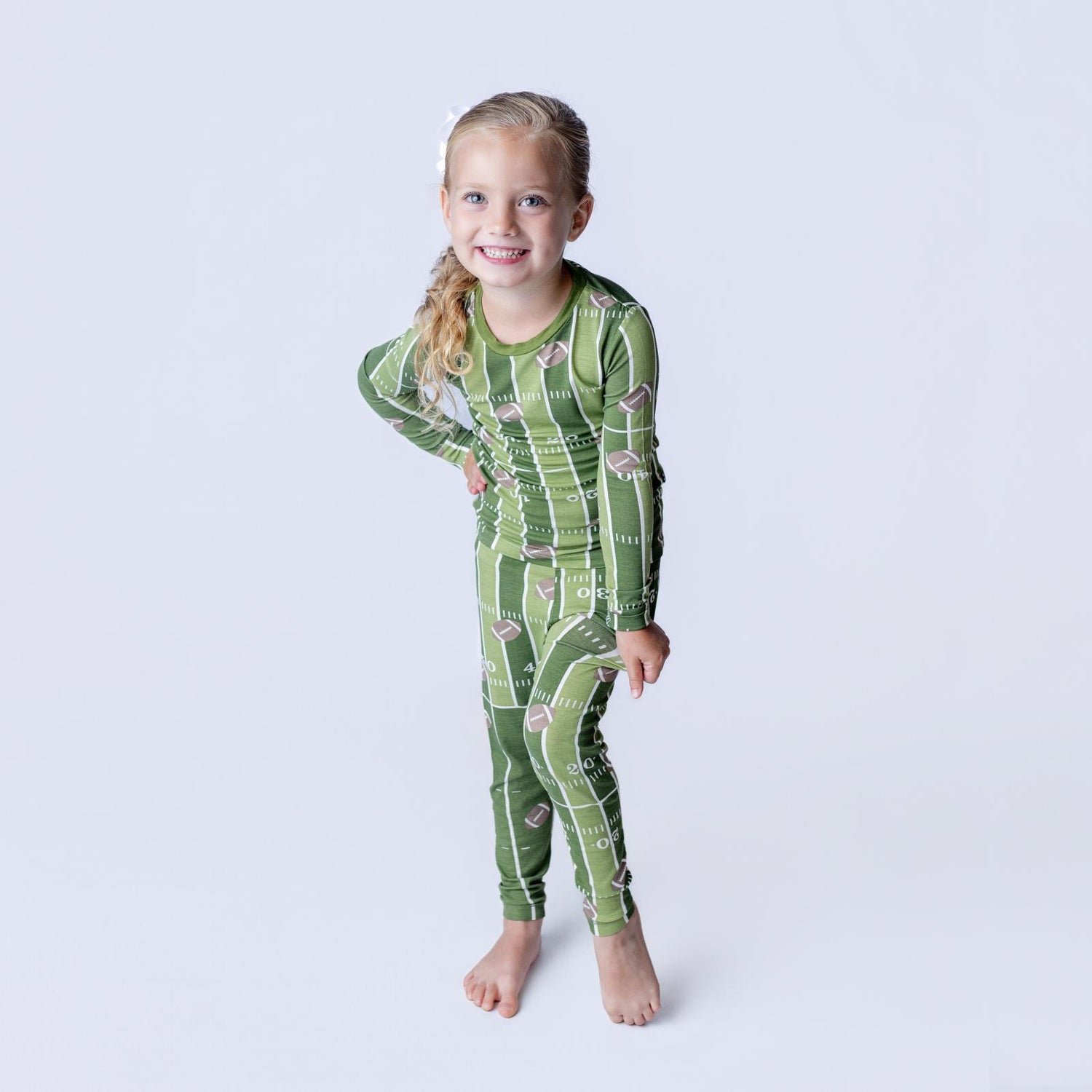 Print Long Sleeve Pajama Set in Pesto Football (364328)