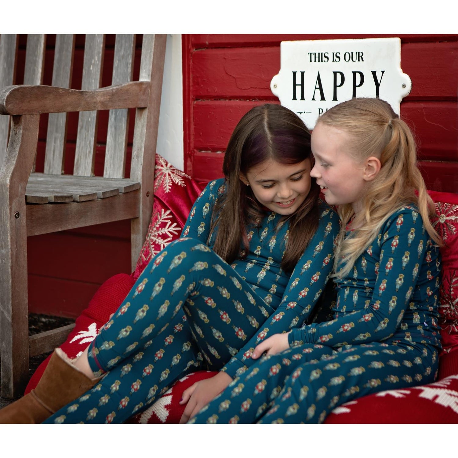 Print Long Sleeve Pajama Set in Peacock Nutcrackers (338855)