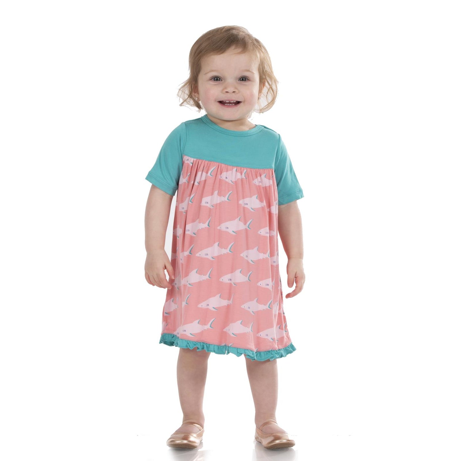 Print Classic Short Sleeve Swing Dress in Strawberry Sharky