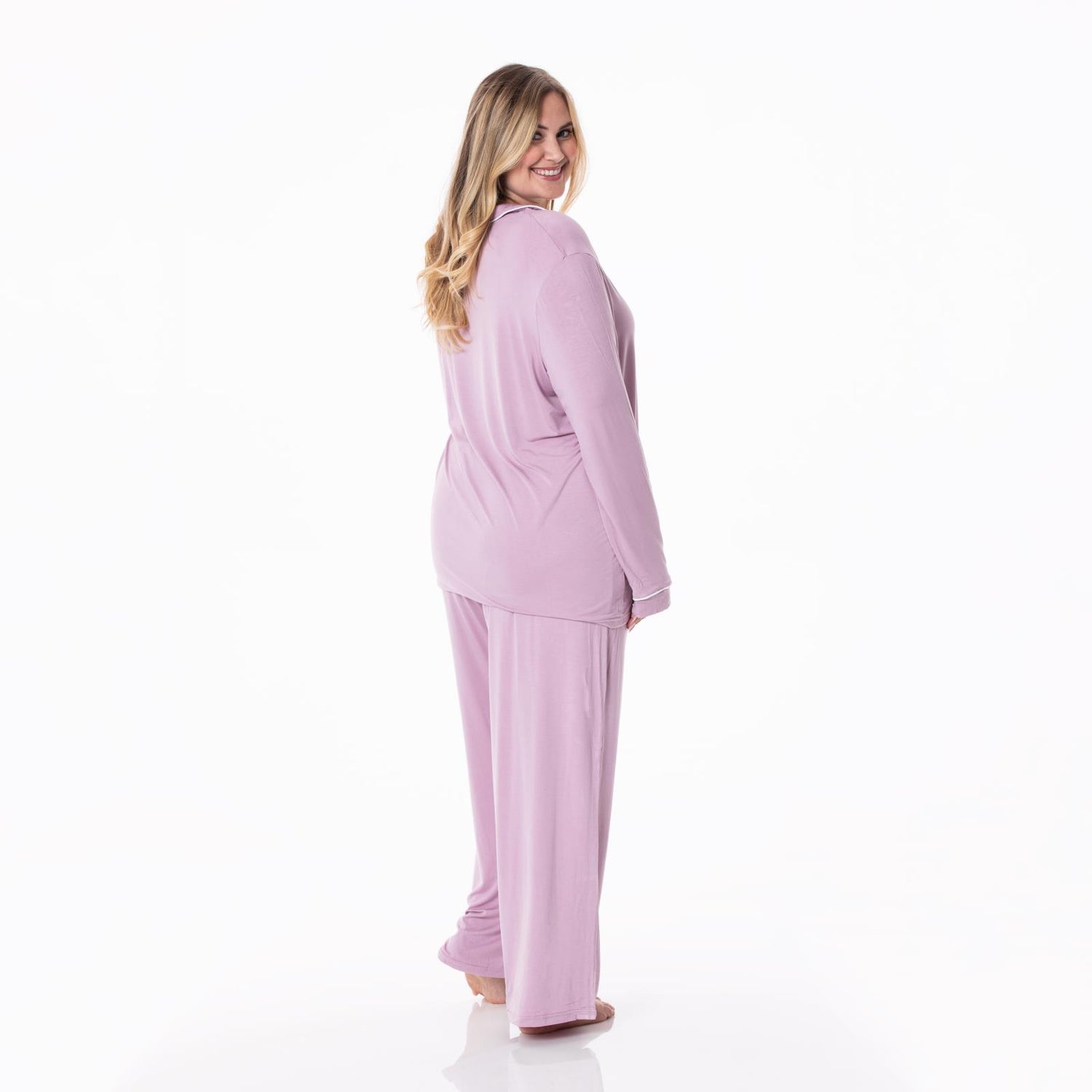 Women's Long Sleeved Collared Pajama Set in Sweet Pea with Natural
