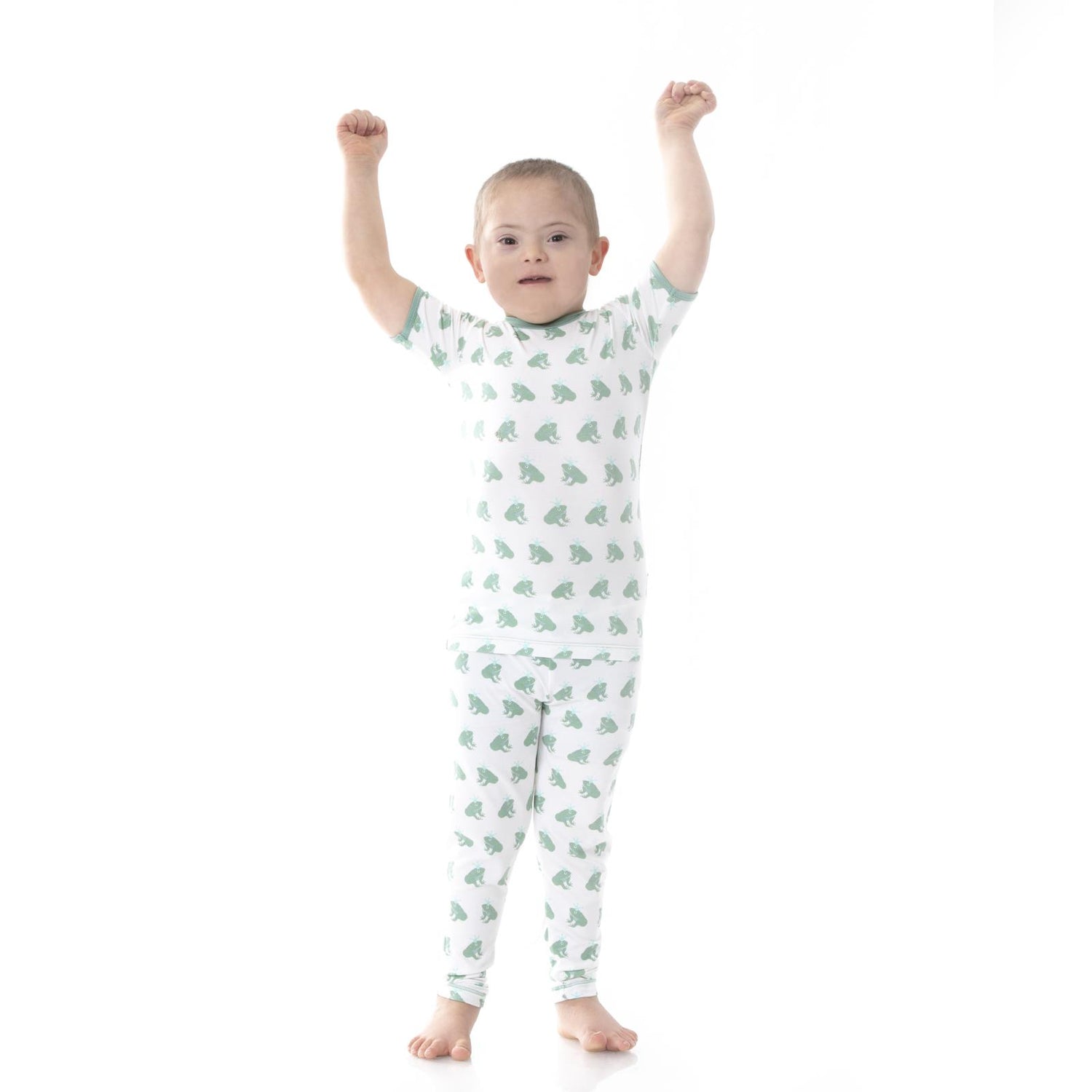 Print Short Sleeve Pajama Set in Natural Frog Prince