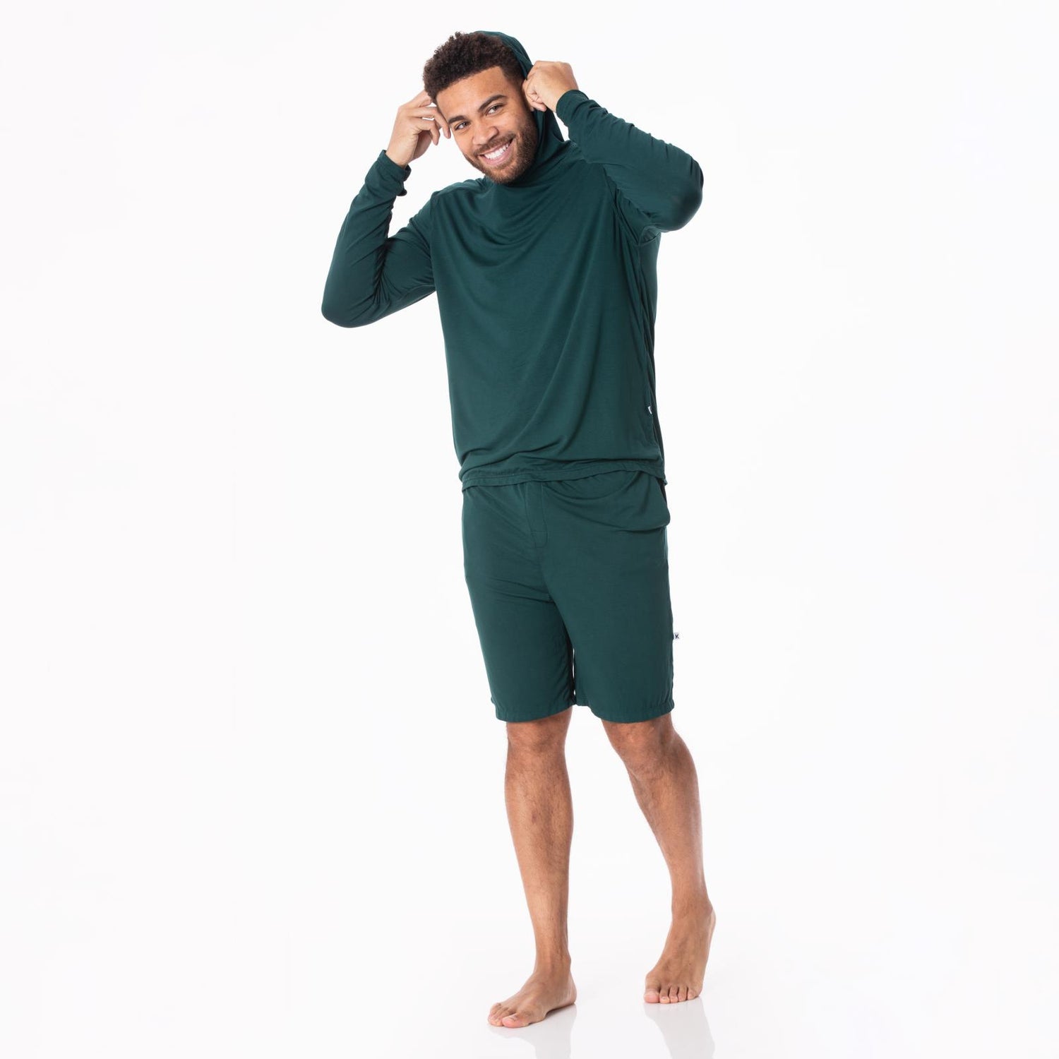 Men's Solid Long Sleeve Hooded Tee in Pine