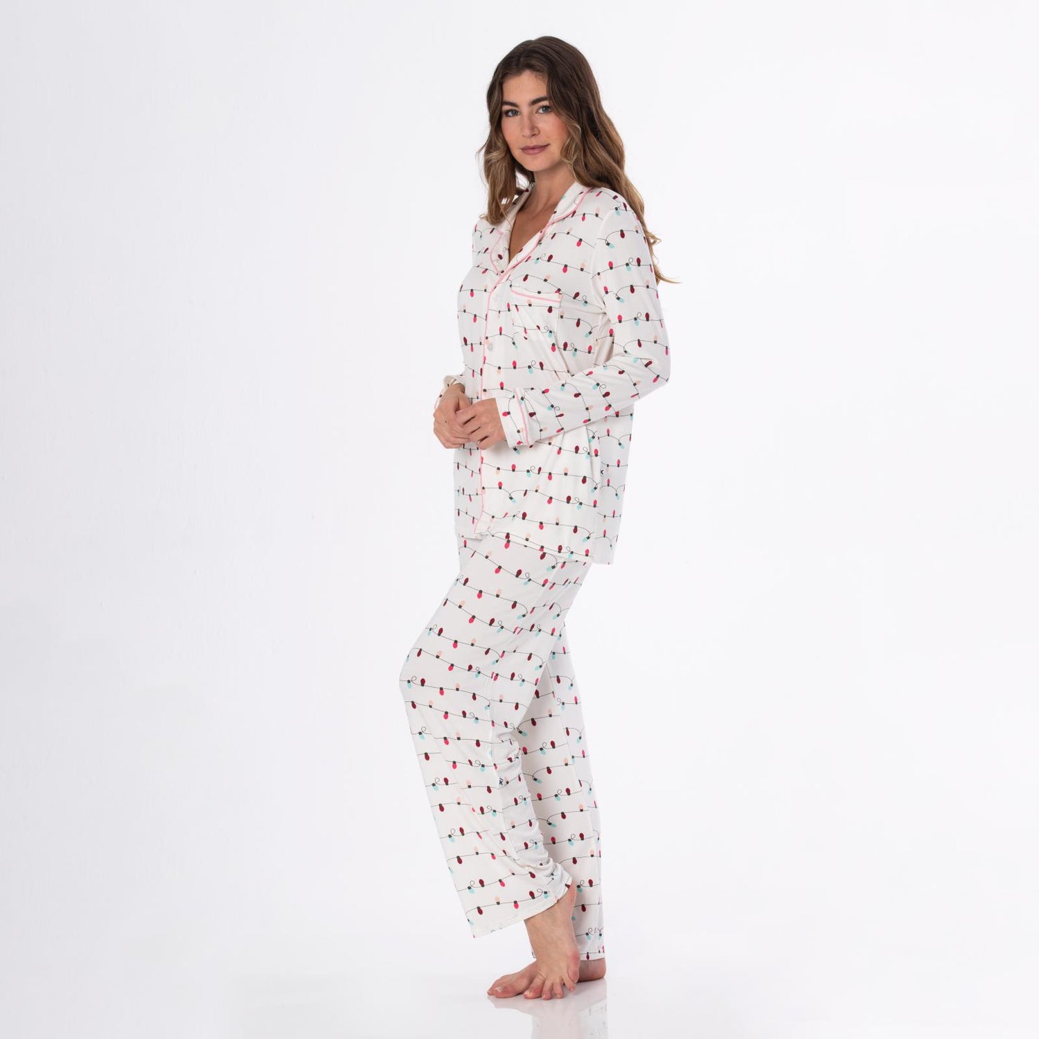 Women's Print Long Sleeve Collared Pajama Set in Natural Holiday Lights