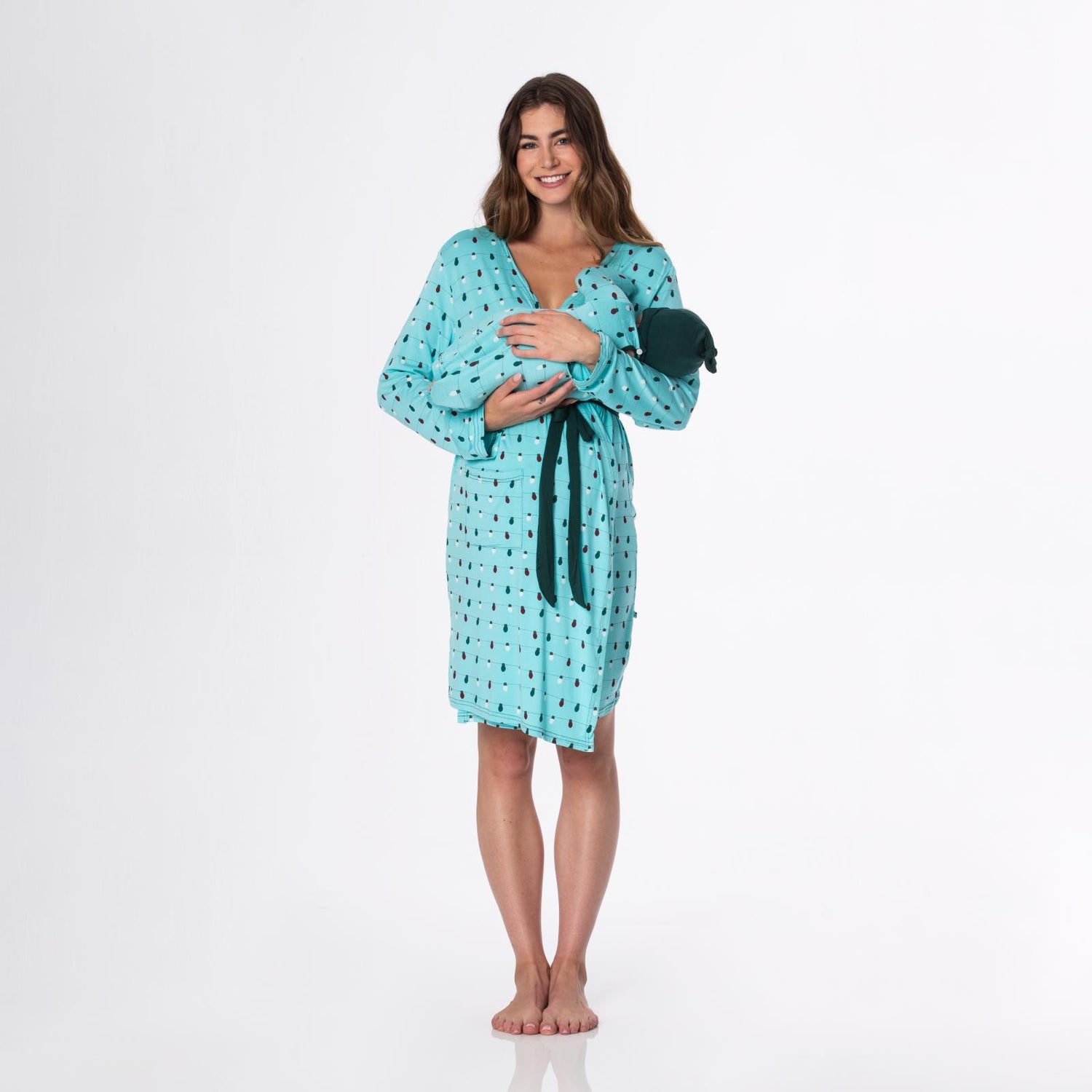 Women's Print Mid Length Lounge Robe & Layette Gown Set in Iceberg Holiday Lights